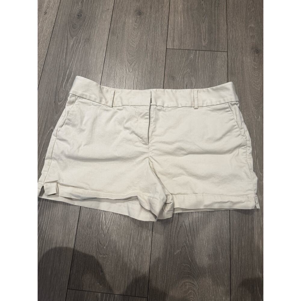LOFT Women’s Cream Chino Shorts Size 14 Casual Stretch Mid Rise